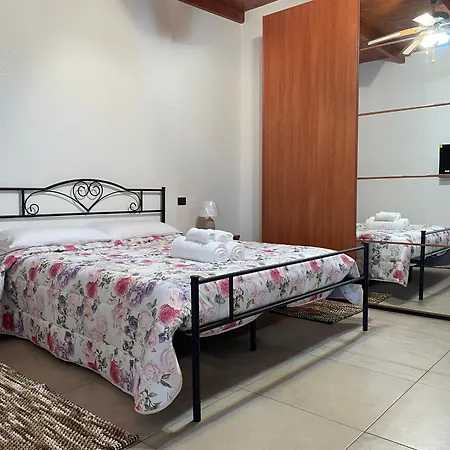 Apartment La Marina - *