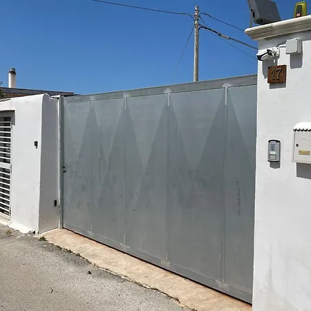 Apartment La Marina -